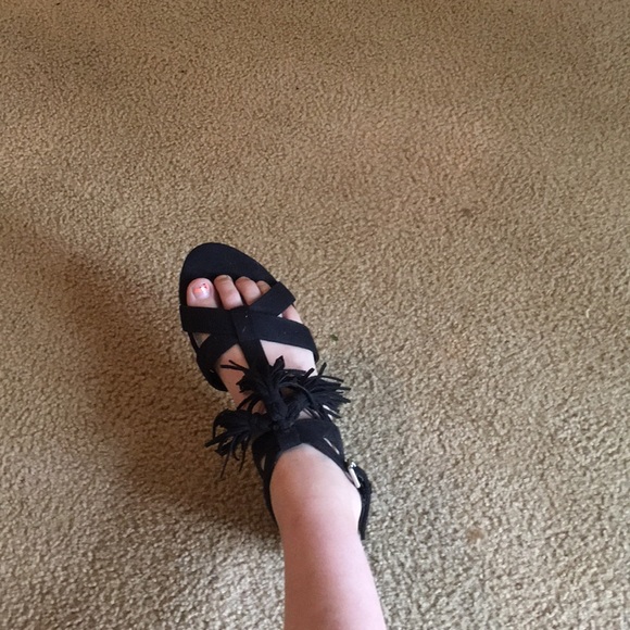 Only worn once black fringe heels - Picture 2 of 4